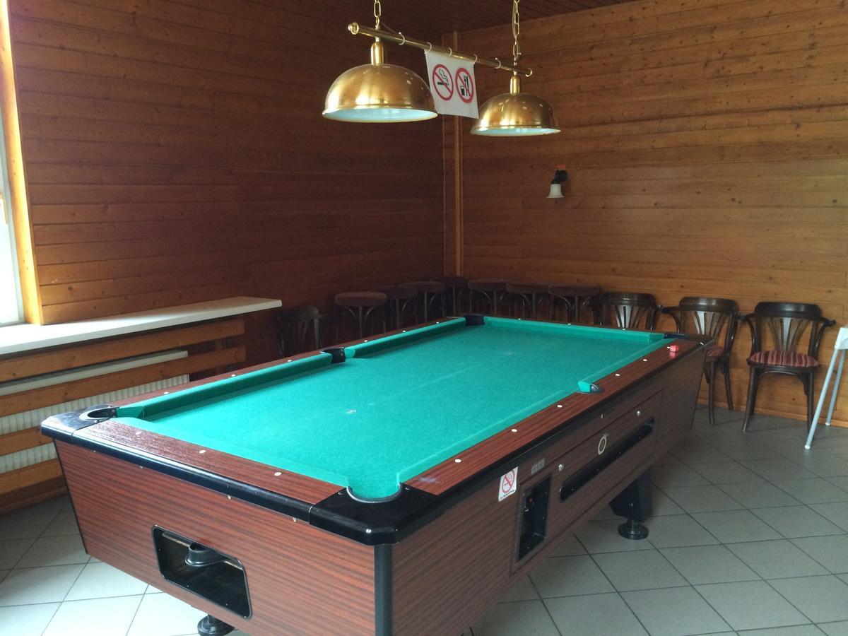 Hotel Restaurant Hohe Tanne Grossbreitenbach Buitenkant foto
